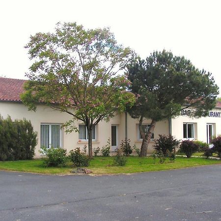 Hotel Le Bois Joli Massais Exterior foto