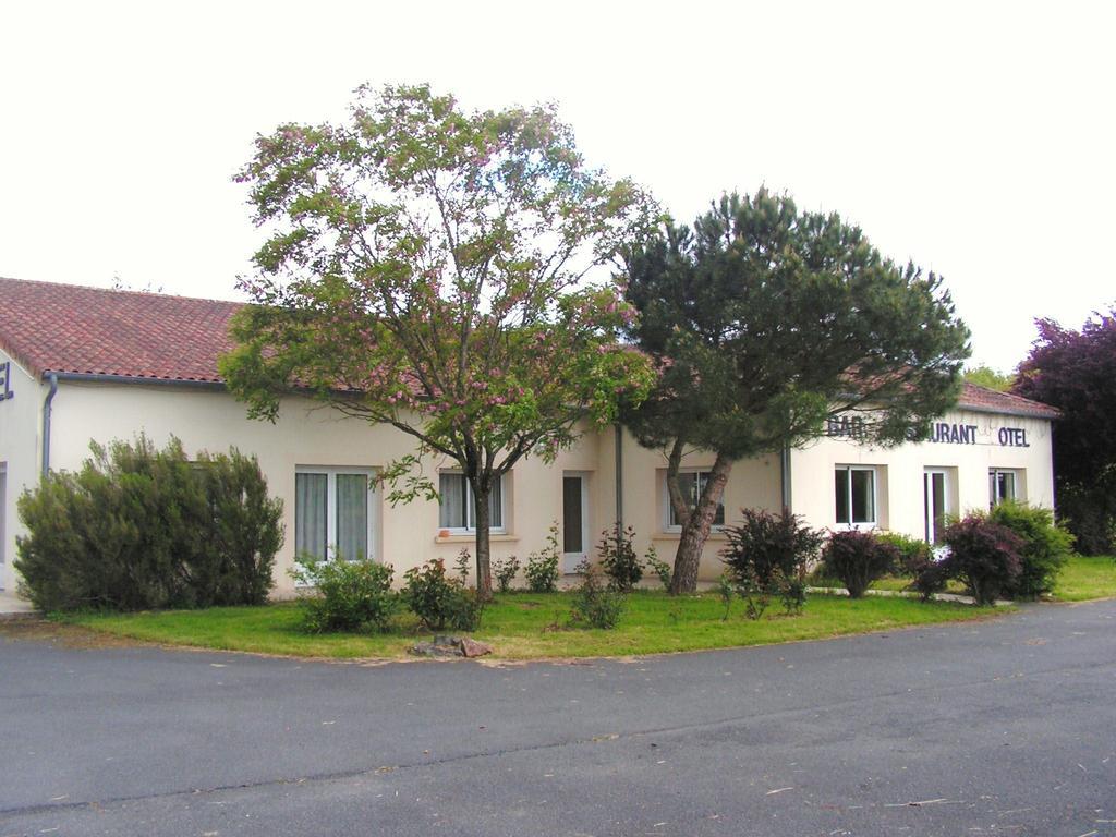Hotel Le Bois Joli Massais Exterior foto